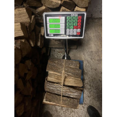 Сухий дуб в оберемках Данилівка